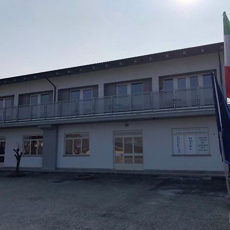 Prealpina Hotel Bagnolo Piemonte エクステリア 写真
